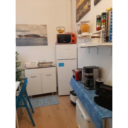 Omphalos Guest house *